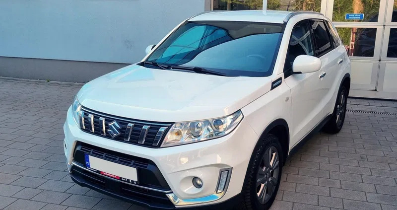 suzuki vitara gdynia Suzuki Vitara cena 68900 przebieg: 116296, rok produkcji 2018 z Gdynia